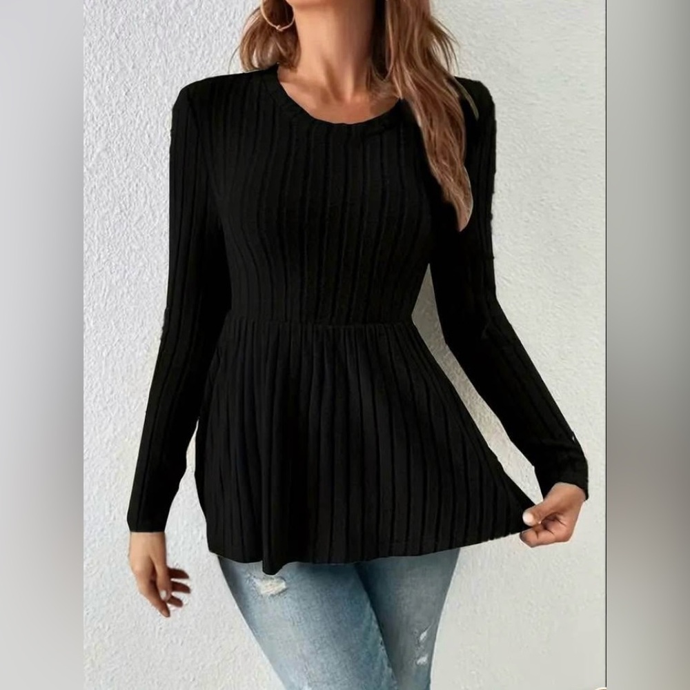 Elegant Black Ribbed Women's Top